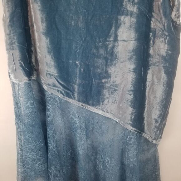 NWT FREE PEOPLE BEAUTIFUL VELOUR AND LACE SKIRT. SIZE 10. - Picture 9 of 15